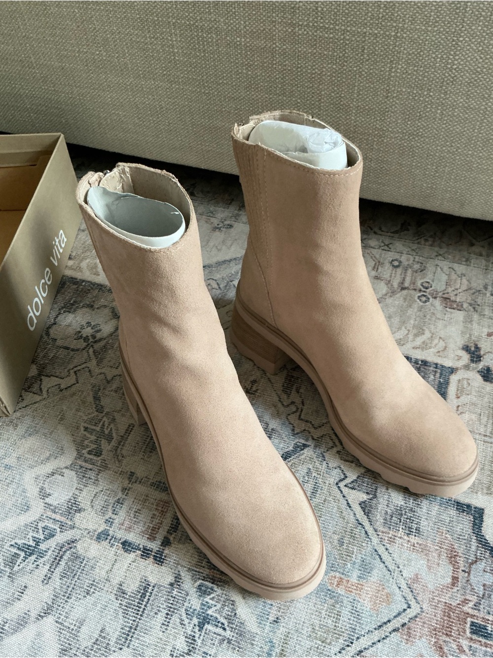 Dolce vita Martley H2O Beige Suede Ankle Boots — Chunky Sole Women’s Boot. NWT